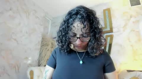 Snapshot of sarah_sluty chatting on 06.26.26 Sarah online show from 06.26.26