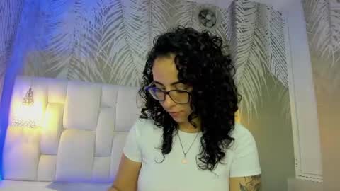 Snapshot of sarah_sluty chatting on 07.03.26 Sarah online show from 07.03.26