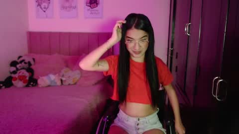 Sarah online show from 02.18.25