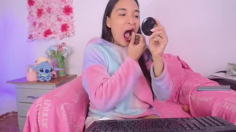 sarahajhoness online show from 03.11.26