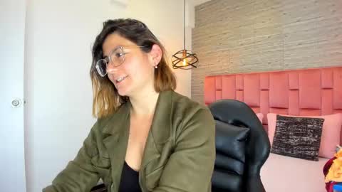 Sarah Deyvis online show from 09.09.25