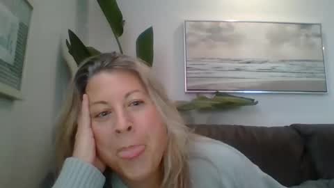 sarahlampo online show from 02.23.26