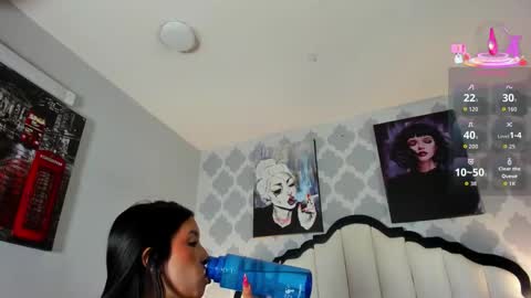 Sarah online show from 11.05.25