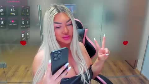 Sarah online show from 03.14.26