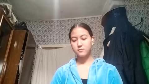 Snapshot of saraigilden chatting on 11.08.25 Sara online show from 11.08.25