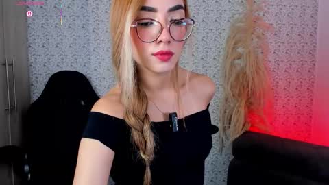 Sara jones   online show from 02.27.26