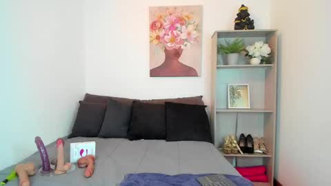 saramilf_69 online show from 04.23.26