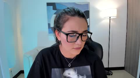 Snapshot of saraparkerx chatting on 07.14.26 I am Sara online show from 07.14.26