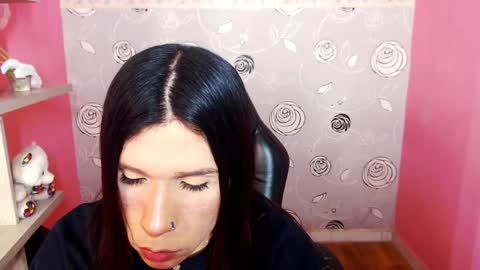 Sara Sofia online show from 01.25.25