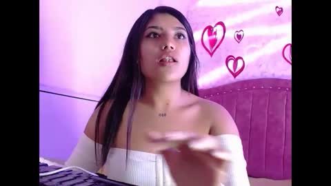 sarastonesx online show from 02.17.25