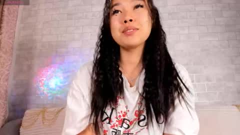 Sara online show from 10.04.25