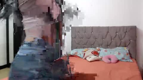 sarayliz1 online show from 10.17.25