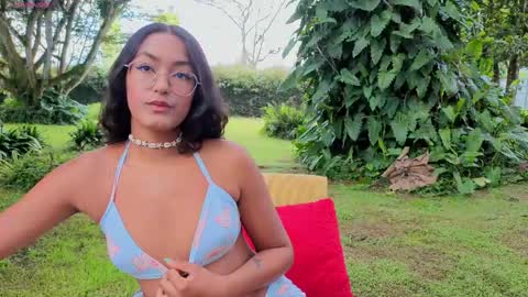 sarazuletaa online show from 04.28.26