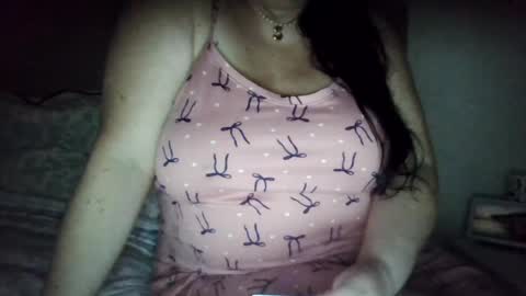 Snapshot of saretta46 chatting on 10.14.25 Sara online show from 10.14.25