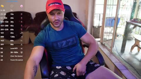 Snapshot of sargentsaltnpepa chatting on 01.11.25 SargentSaltNPepa online show from 01.11.25