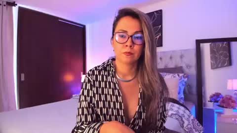 Snapshot of sarhamccormick chatting on 06.27.26 sarha online show from 06.27.26