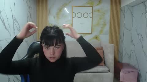 Sara  online show from 04.22.26