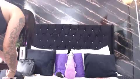 Snapshot of sarita_multisquirt chatting on 04.24.26 Sara online show from 04.24.26