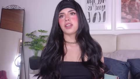 Snapshot of saritabratz chatting on 02.16.26 Sara online show from 02.16.26