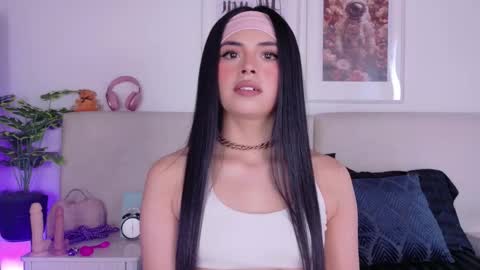 Snapshot of saritabratz chatting on 03.07.26 Sara online show from 03.07.26