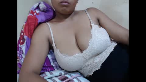 saronette online show from 01.20.25