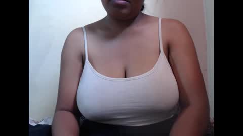 saronette online show from 09.18.25