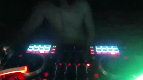 sasch1982h online show from 12.16.25