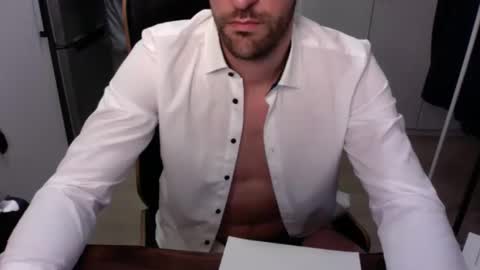 Snapshot of sascha934312 chatting on 12.15.24 Sascha online show from 12.15.24