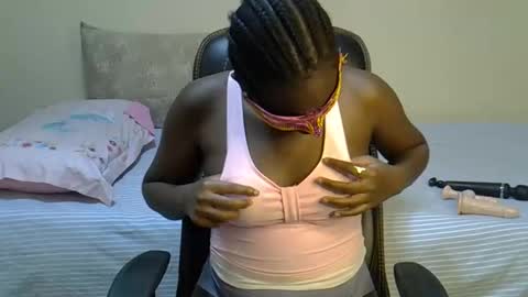 Snapshot of sasha_sexy769 chatting on 11.07.25 sasha_sexy769 online show from 11.07.25