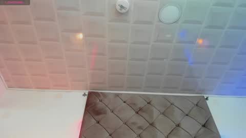 selene  online show from 12.05.24