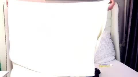 Sasha online show from 02.15.25