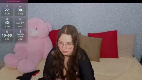 Snapshot of sashavibe chatting on 06.25.26 Sasha online show from 06.25.26
