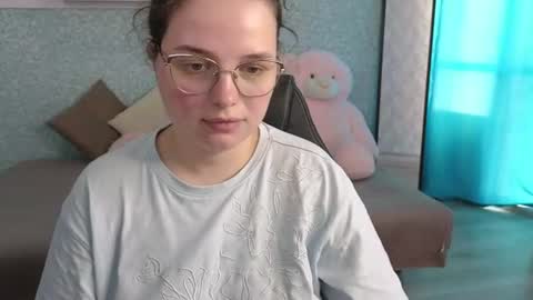 Snapshot of sashavibe chatting on 07.19.26 Sasha online show from 07.19.26