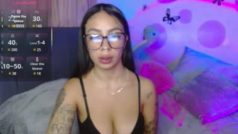 Snapshot of sashaweb chatting on 02.16.25 Sasha Independent model online show from 02.16.25