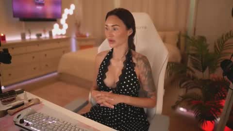 sashawest_official online show from 03.16.26