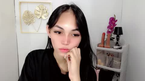 Snapshot of sashifoxdoll_ chatting on 09.26.25 Sashi online show from 09.26.25