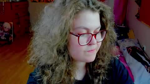 .Alexandra online show from 04.25.26