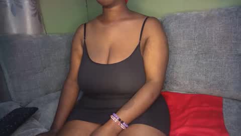 Snapshot of sassy100936 chatting on 03.25.26 Spicyd online show from 03.25.26