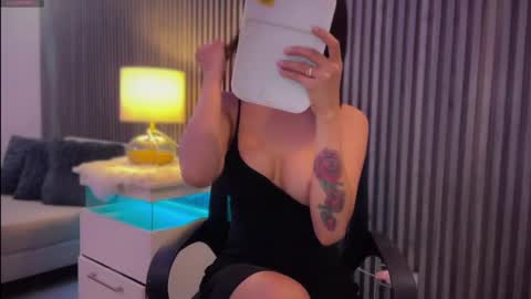 Snapshot of sassy_alexa chatting on 02.21.25 Alexa online show from 02.21.25