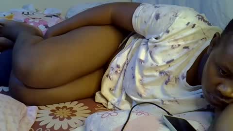 sassy_bella online show from 09.23.25