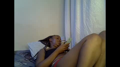 sassy_bella online show from 12.15.25