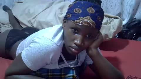 Snapshot of sassybabe20 chatting on 09.21.25 sassybabe20 online show from 09.21.25