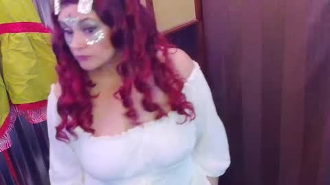 sassylatin45 online show from 12.25.24