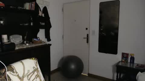 Lilah online show from 12.18.25