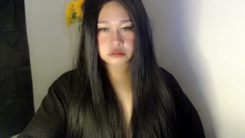 Snapshot of sassysosh chatting on 03.11.25 sassysosh online show from 03.11.25