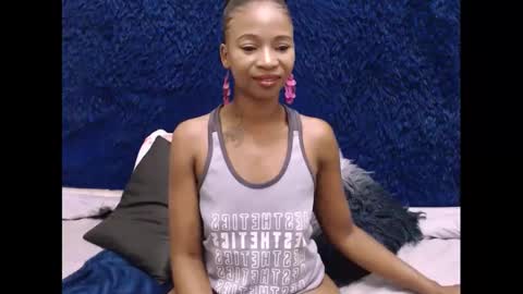 Snapshot of sasyylissaa chatting on 02.22.25 sasyylissaa online show from 02.22.25