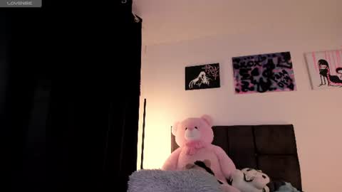    im expecting 300 thumbs up on my altar online show from 07.16.26