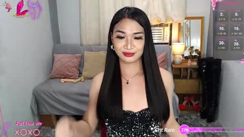 Snapshot of satiable_sashax chatting on 01.22.25 Sasha online show from 01.22.25