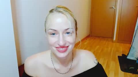 Satinqueen90 online show from 10.19.25