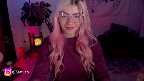 Snapshot of satomimori chatting on 10.13.25 im Jessi  Independet Model  online show from 10.13.25